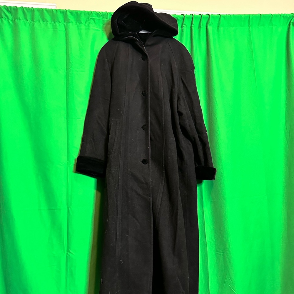 HALSTON vintage runway velvet floor length hooded coat